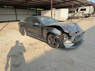 2018 Ford Mustang EcoBoost Premium - Exterior Front Right Corner Image